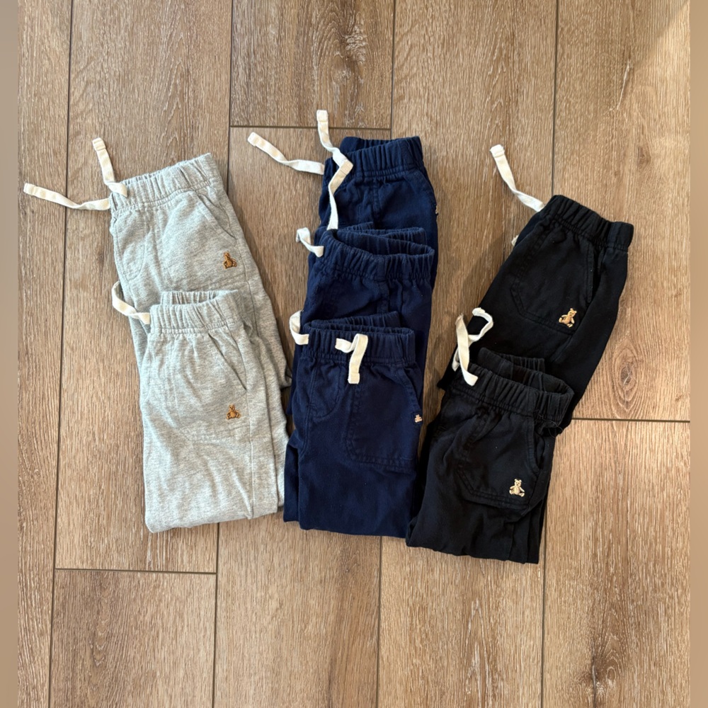 7 pairs of Baby Gap sweatpant joggers size 18-24 months